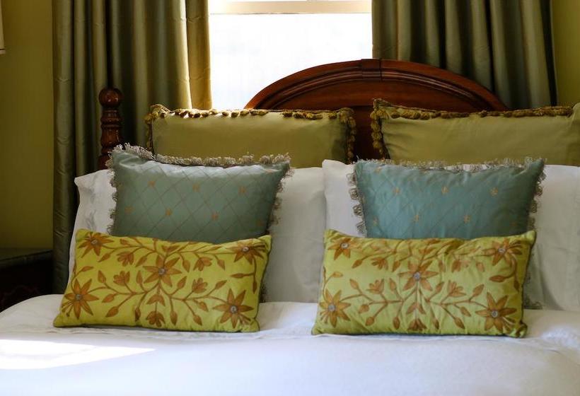 Hotel Lion's Head Bed&Breakfast | Niagara Falls | Ontario | Canada 7