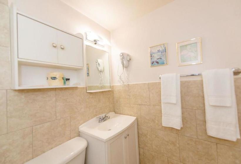 Niagara Parkway Court Motel | Niagara Falls | Ontario | Canada 8