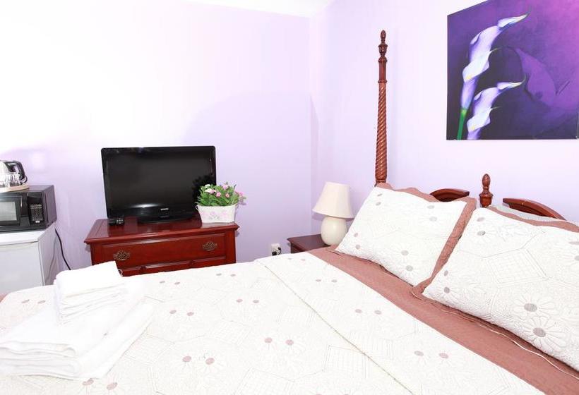 Hotel Amanda's Bed And Breakfast | Markham | Ontario | Canada 5