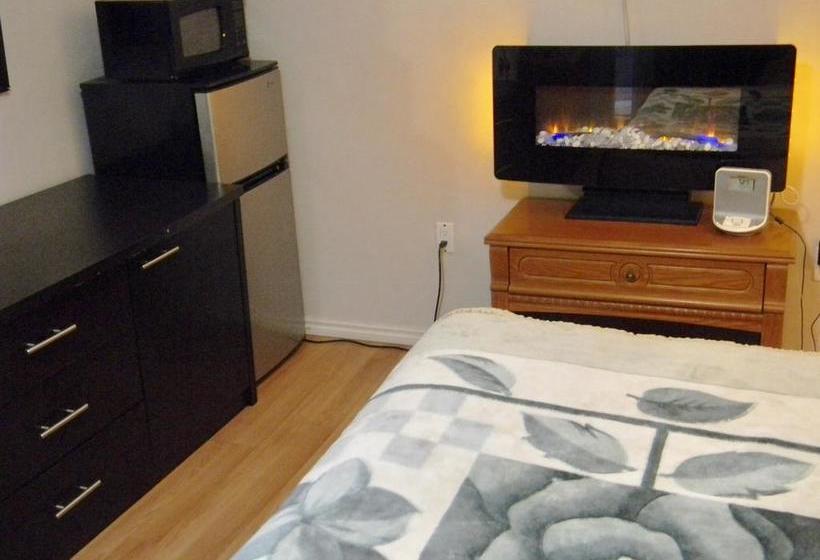 American Plaza Motel | London | Ontario | Canada 6