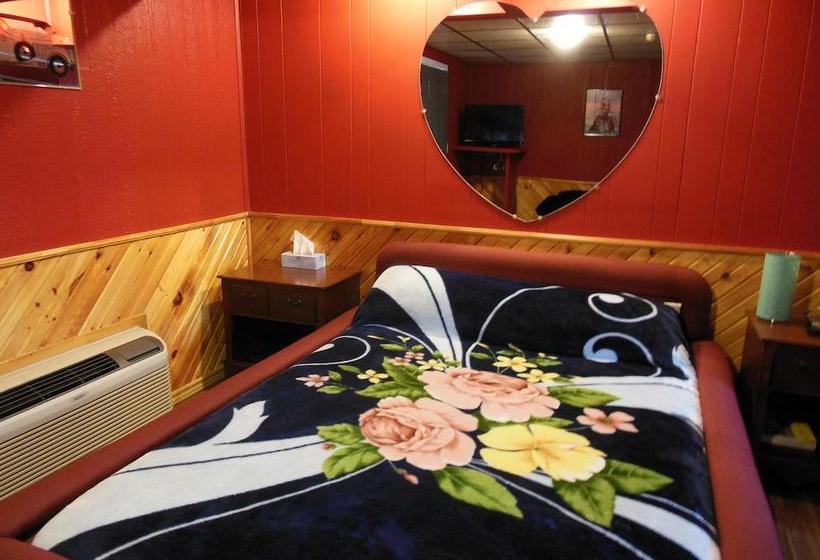 Motor Court Motel | London | Ontario | Canada 6