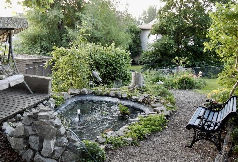 Hotel Richmond House Bed And Breakfast | Kelowna | British Columbia | Canada 1