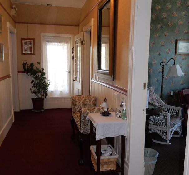 Hotel Richmond House Bed And Breakfast | Kelowna | British Columbia | Canada 8