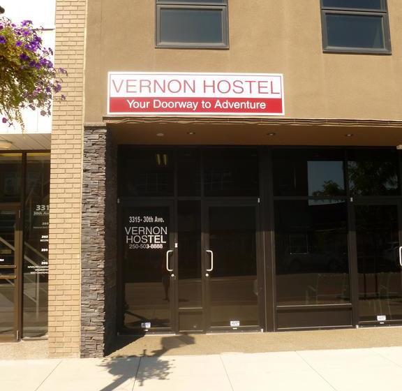 Hotel Vernon Hostel | Kelowna | British Columbia | Canada 14