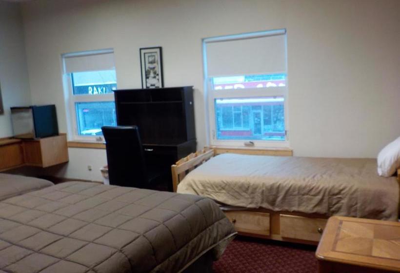 Hotel Vernon Hostel | Kelowna | British Columbia | Canada 5