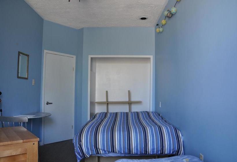 Hotel Hi Halifax Heritage House Hostel | Halifax | Nuova Scozia | Canada 12