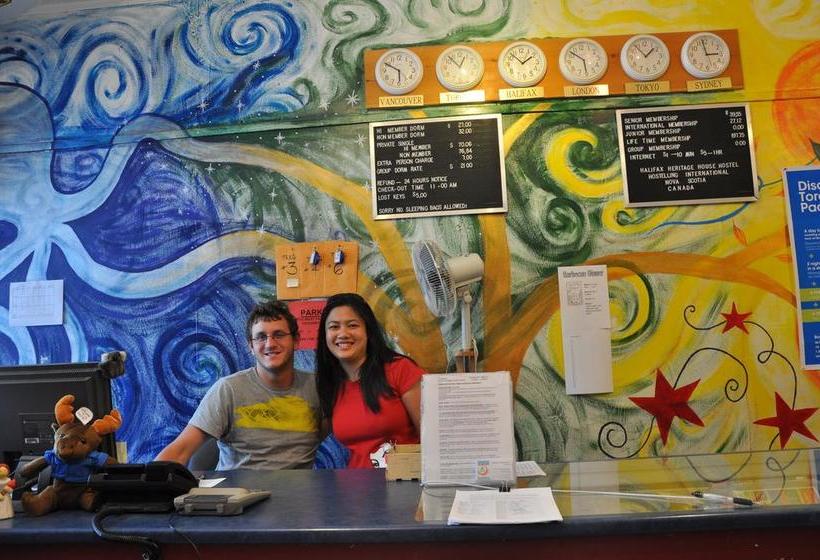 Hotel Hi Halifax Heritage House Hostel | Halifax | Nuova Scozia | Canada 13