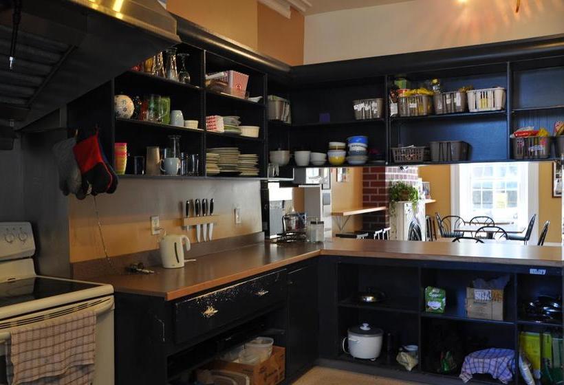 Hotel Hi Halifax Heritage House Hostel | Halifax | Nuova Scozia | Canada 4