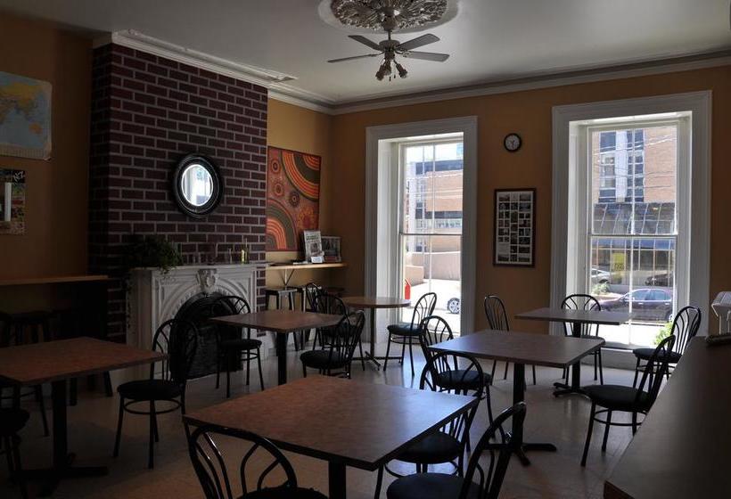 Hotel Hi Halifax Heritage House Hostel | Halifax | Nuova Scozia | Canada 5