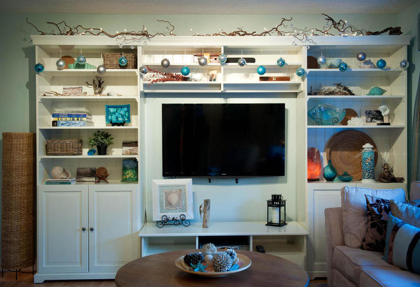 Hotel Seasons Above The Bay Guest Suites And B&b | Duncan | British Columbia | Canada 17