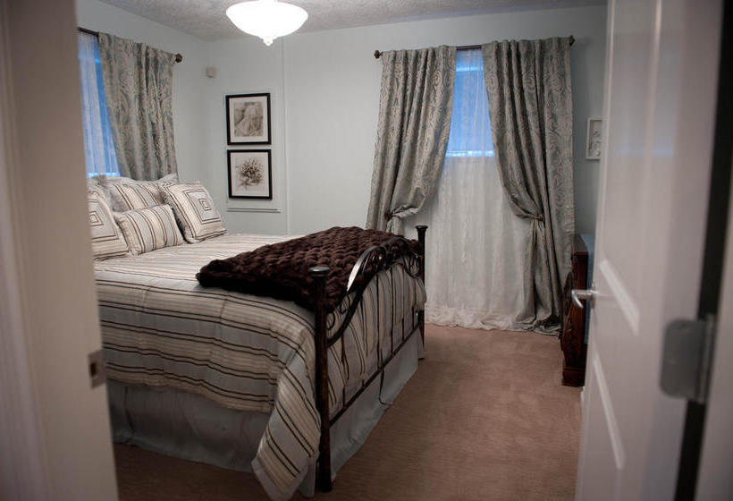 Hotel Seasons Above The Bay Guest Suites And B&b | Duncan | British Columbia | Canada 19