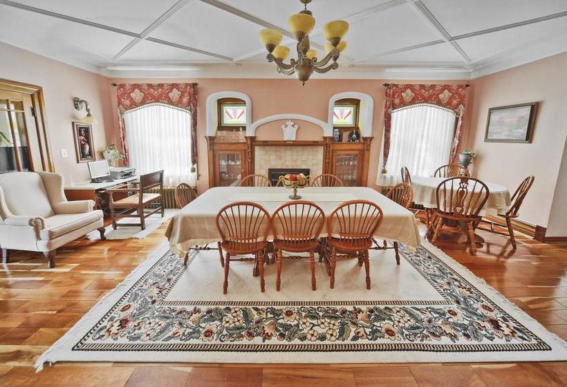 Hotel The Harbour House | Charlottetown | Prince Edward Island | Canada 5