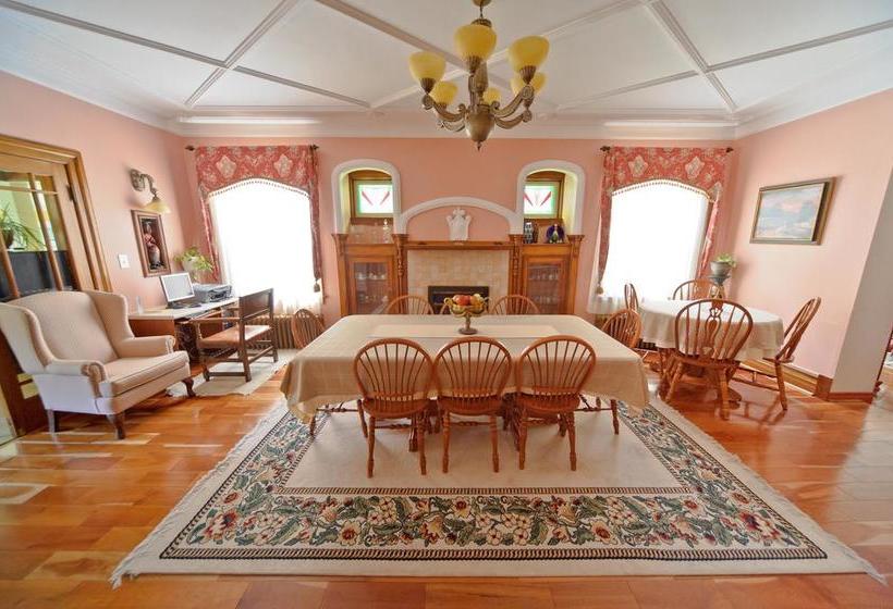 Hotel The Harbour House | Charlottetown | Prince Edward Island | Canada 6