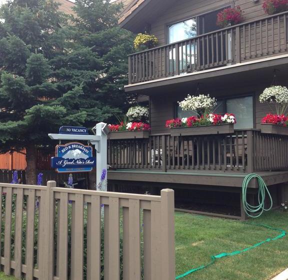 Hotel A Good Nites Rest Bed & Breakfast | Canmore | Alberta | Canadá 6