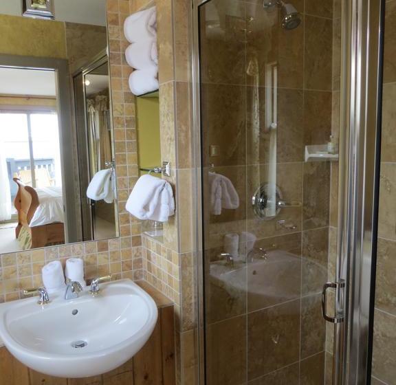 Hotel Buffaloberry Bed And Breakfast | Canmore | Alberta | Canadá 11