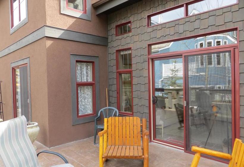 Hotel Buffaloberry Bed And Breakfast | Canmore | Alberta | Canadá 5