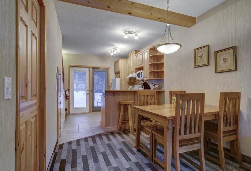 Hotel Inn Of The Rockies | Canmore | Alberta | Canada 15