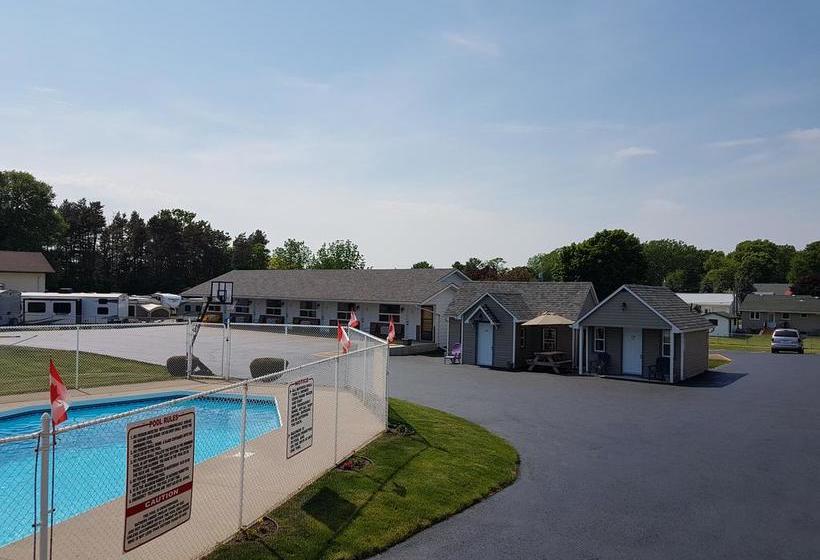 Hotel Fox Motor Inn | Belleville | Ontario | Canada 12