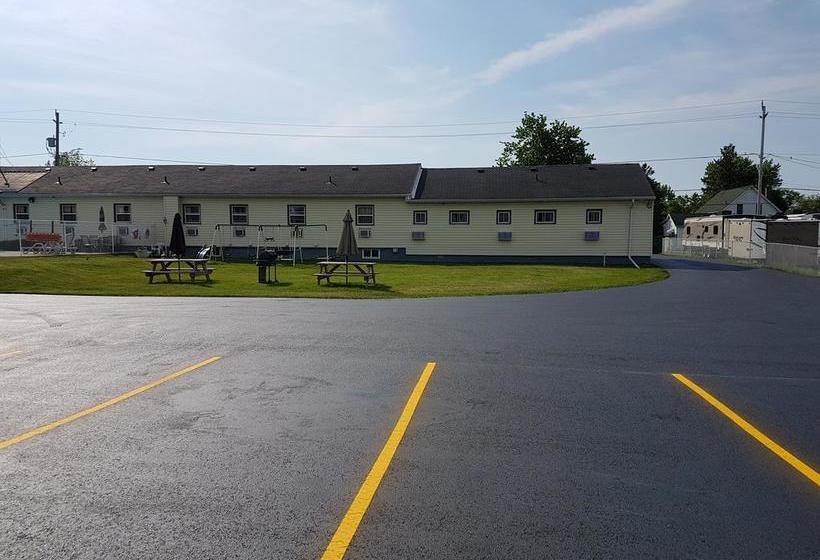 Hotel Fox Motor Inn | Belleville | Ontario | Canada 3