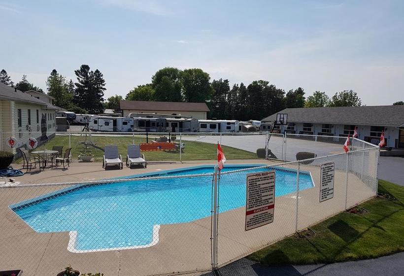 Hotel Fox Motor Inn | Belleville | Ontario | Canada 4