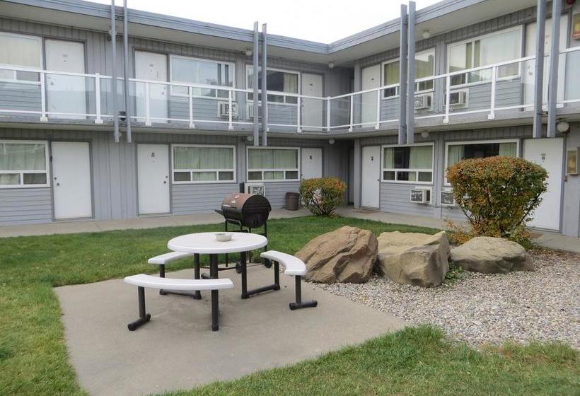 Traveller's Inn Motel Calgary Alberta