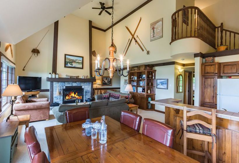 Algonquin - Rvmt | Mont Tremblant | Quebec | Canada 9