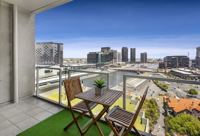Waterfront Apartments Melbourne | Docklands | Victoria | Australia 10