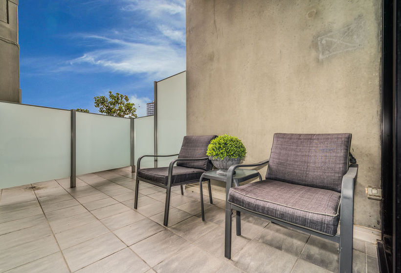 Waterfront Apartments Melbourne | Docklands | Victoria | Australia 4