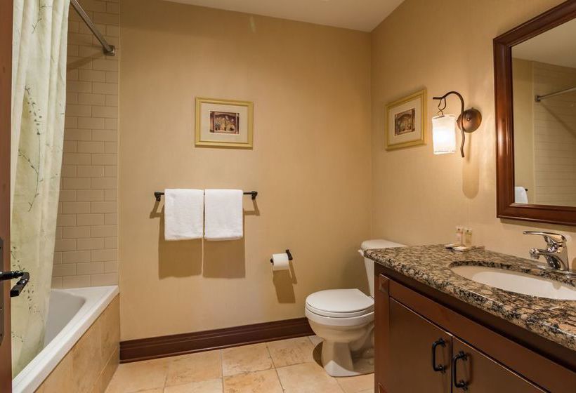 L'Altitude Rvmt | Mont Tremblant | Quebec | Canada 12