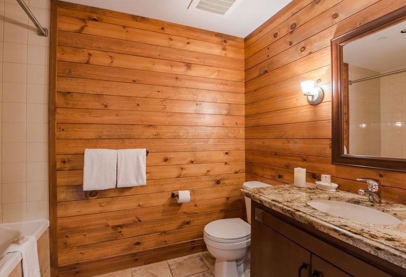 L'Altitude Rvmt | Mont Tremblant | Quebec | Canada 8