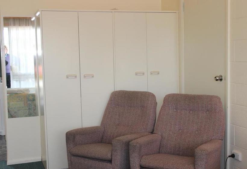 Hotel Kermandie Lodge | Port Huon | Tasmania | Australia 16