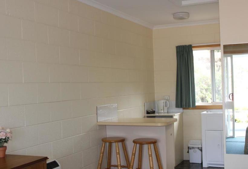 Hotel Kermandie Lodge | Port Huon | Tasmania | Australia 5