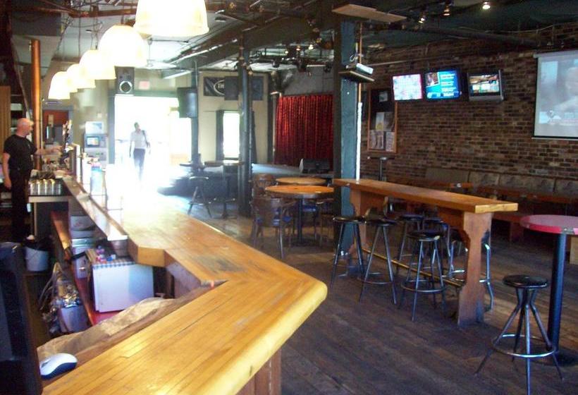 Hotel Nanaimo Cambie Hostel | Nanaimo | British Columbia | Canada 5