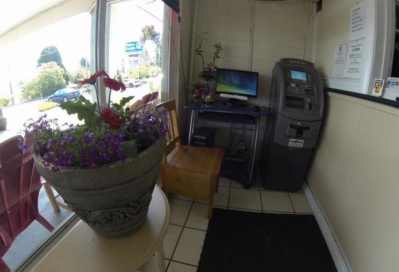 Value Lodge Economy Motel | Nanaimo | British Columbia | Canada 9