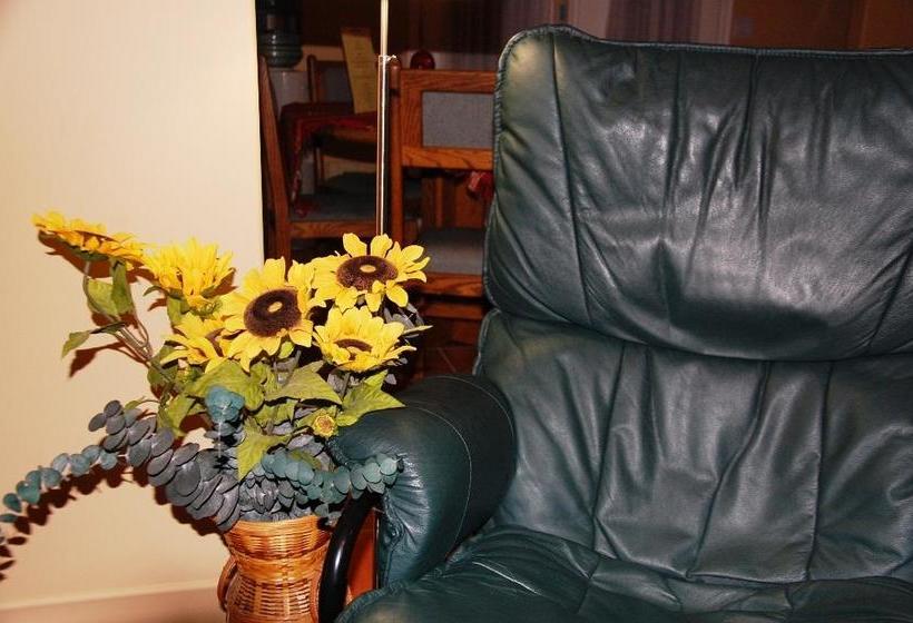 Hotel A Vacation Paradise At Quail Ridge B & B | Kelowna | British Columbia | Canada 1