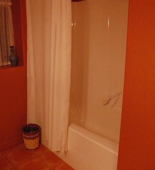 Hotel A Vacation Paradise At Quail Ridge B & B | Kelowna | British Columbia | Canada 16