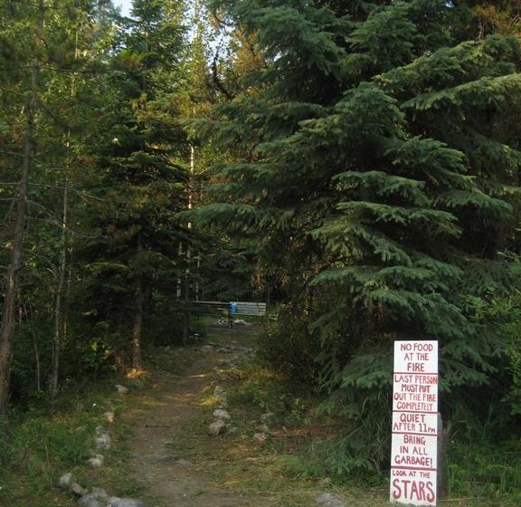 Hotel Hi-jasper | Jasper | Alberta | Canada 1