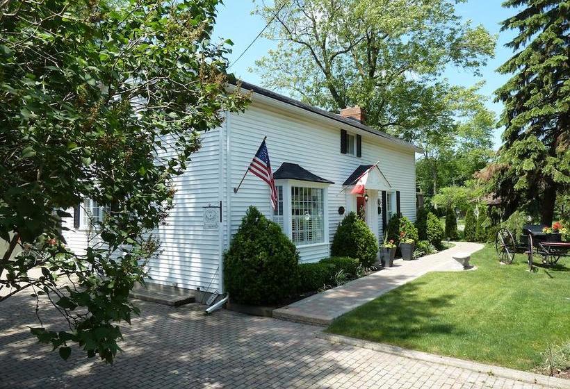 Hotel 1818 Rising Sun Bed & Breakfast Niagara on the Lake