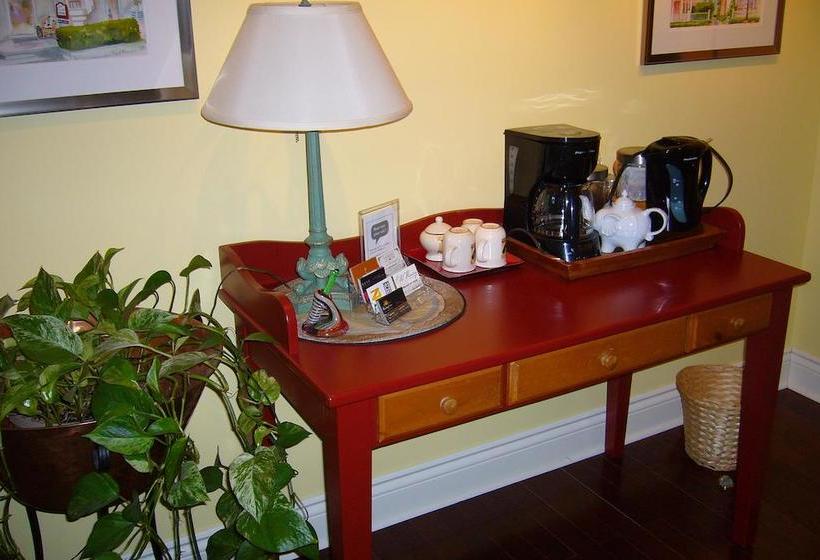 Hotel 1818 Rising Sun Bed & Breakfast | Niagara on the Lake | Ontario | Canadá 2