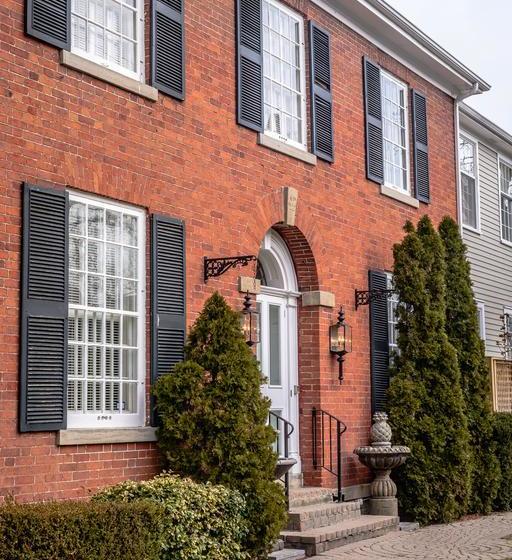 Hotel Post House Inn - Circa 1835 Niagara on the Lake Ontario