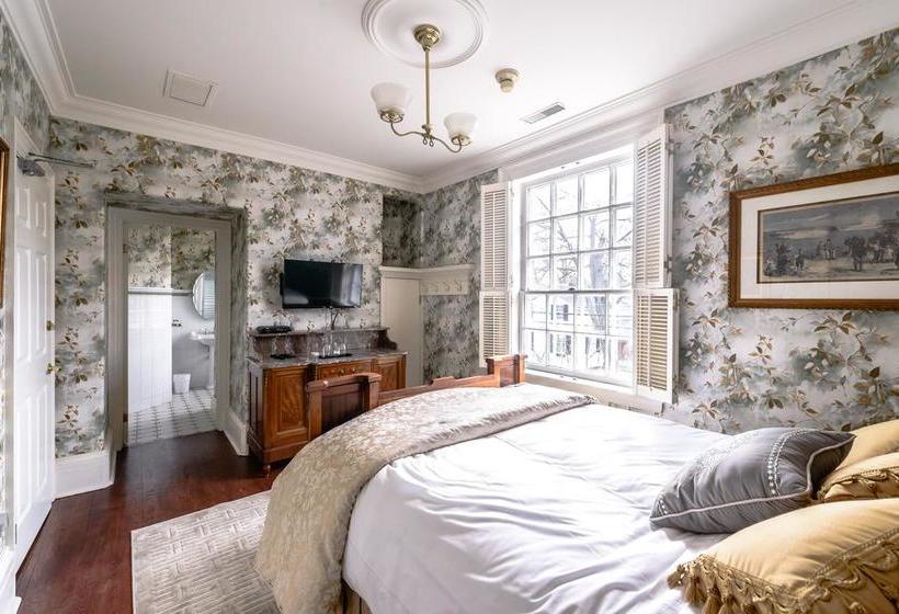 Hotel Post House Inn - Circa 1835 | Niagara on the Lake | Ontario | Canada 16