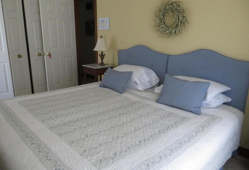 Hotel Cedar Gables Bed & Breakfast | Niagara on the Lake | Ontario | Canada 7