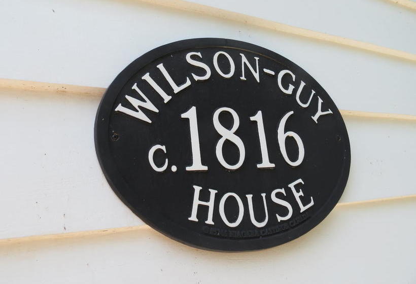 Hotel Historic Wilson Guy House | Niagara on the Lake | Ontario | Canada 14