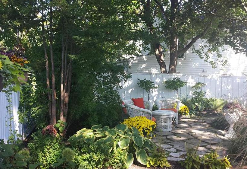 Hotel Historic Wilson Guy House | Niagara on the Lake | Ontario | Canada 19