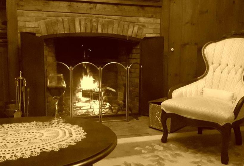 Hotel Historic Wilson Guy House | Niagara on the Lake | Ontario | Canada 3