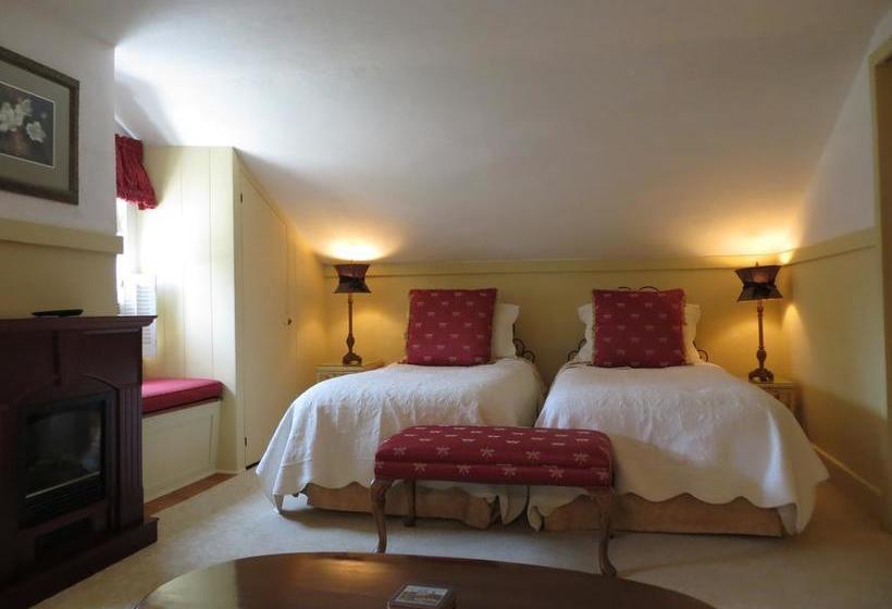 Hotel Historic Wilson Guy House | Niagara on the Lake | Ontario | Canada 4