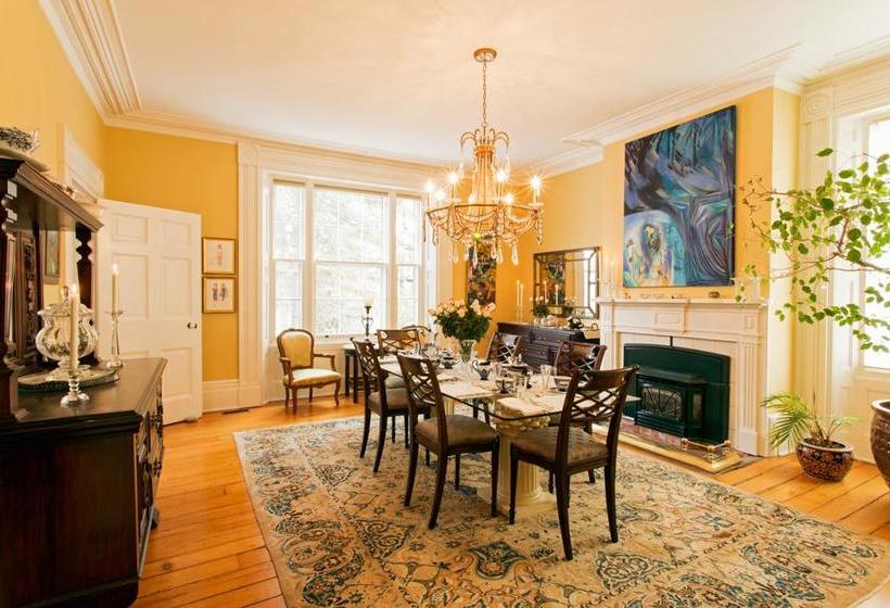 Hotel Historic Lyons House | Niagara on the Lake | Ontario | Canada 14