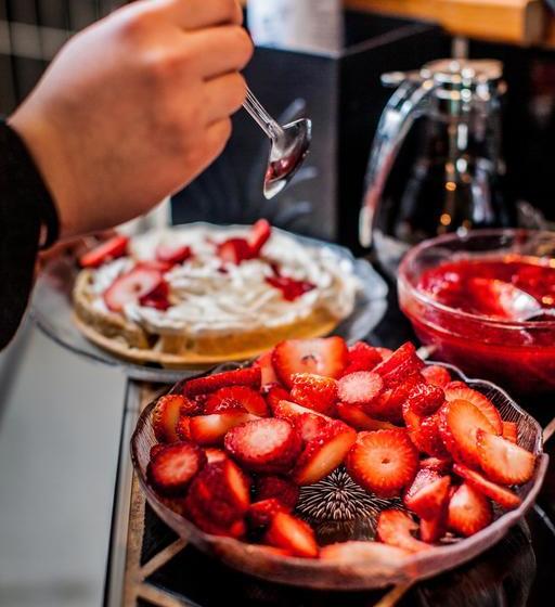 Stoke Hotel | Revelstoke | British Columbia | Canada 7