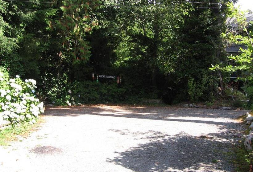 Hotel Seafarer's Bed And Breakfast | Tofino | British Columbia | Canada 15