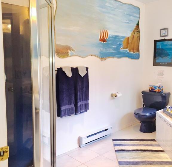 Hotel Seafarer's Bed And Breakfast | Tofino | British Columbia | Canada 4